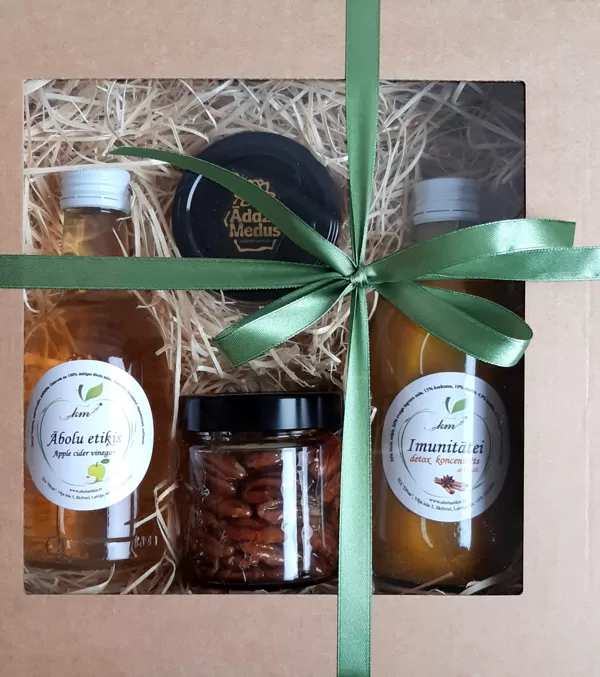 DETOX+ābolu etiķis+rieksti medū+medus ar garšu (avene, upene)/cena 25EUR