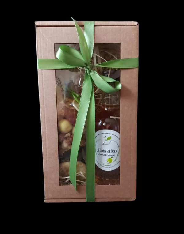 Ābolu etiķis+augļu-riekstu izlase/cena 15EUR